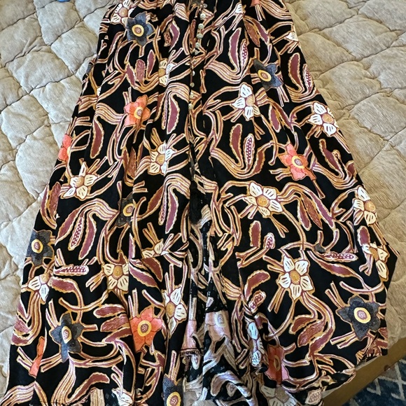Floral Patterned Maxi Skirt - Picture 1 of 2